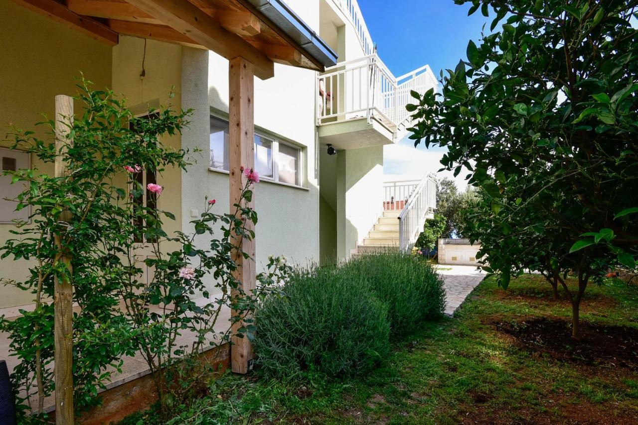 Holiday Apartments Zora Orebić Exterior foto